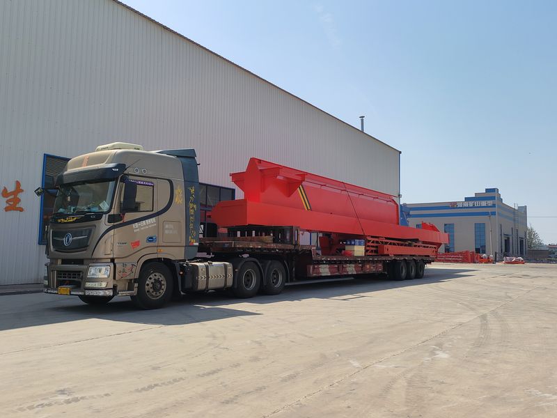 電動葫蘆門式起重機 MHxh16t—32m 制作完成，發往新疆交付客戶使用。